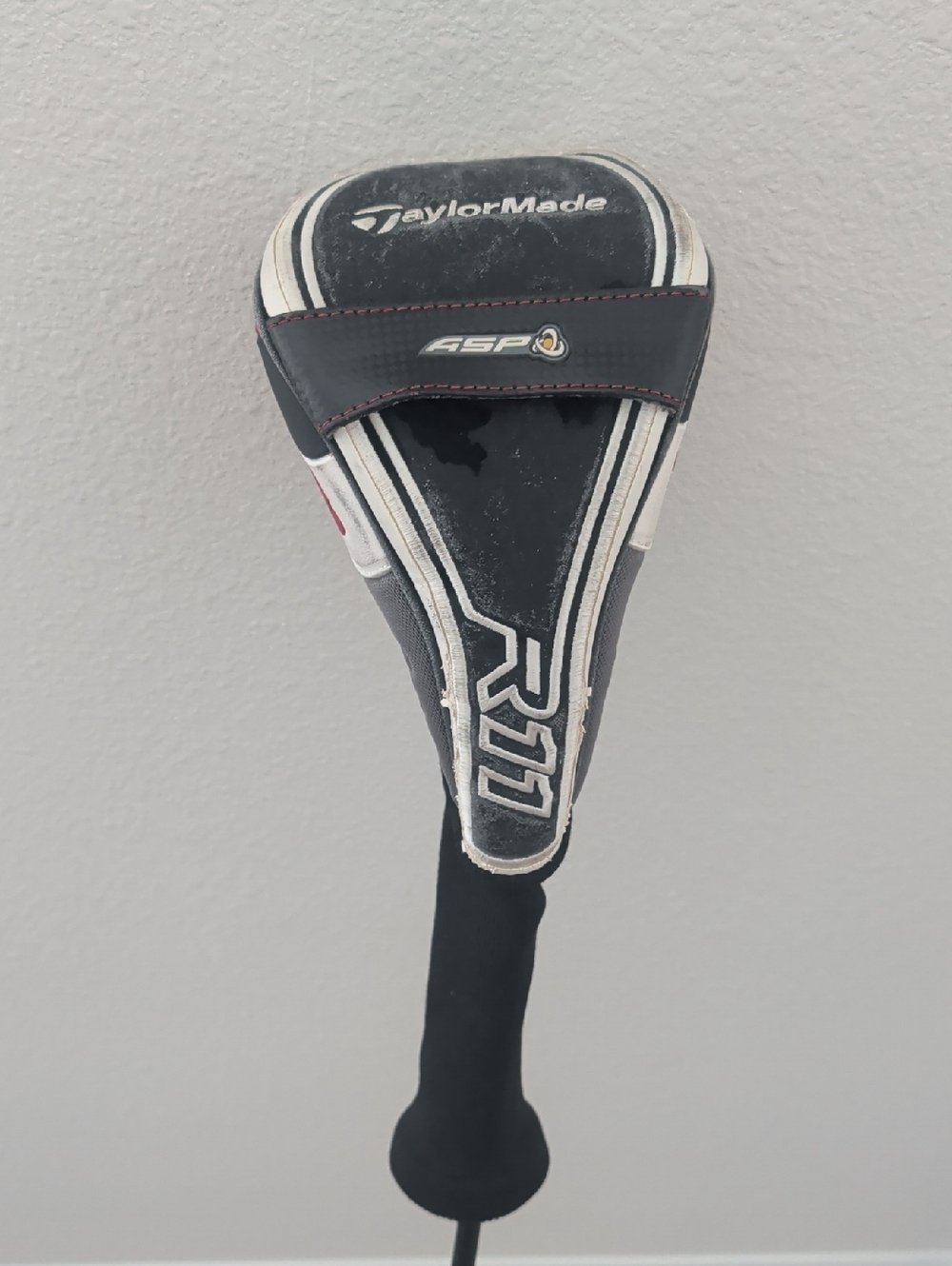 SOLD TaylorMade R11 Driver With New Grip - Picture 9 of 10